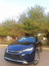 تويوتا فينزا هايبرد  2022(ليمتدد) السياره فوللل بدون بانوراما فقط و ال...