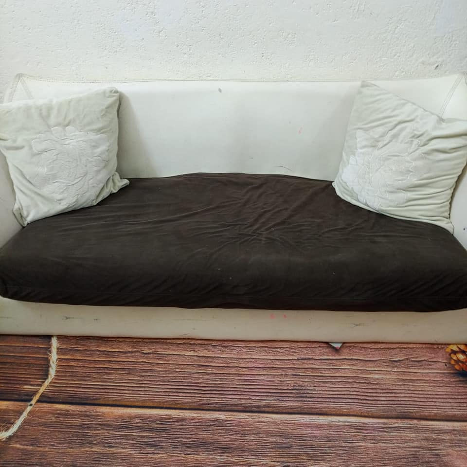 تخم للبيع مكان زديناويه سعر 60 واتساب ***********
