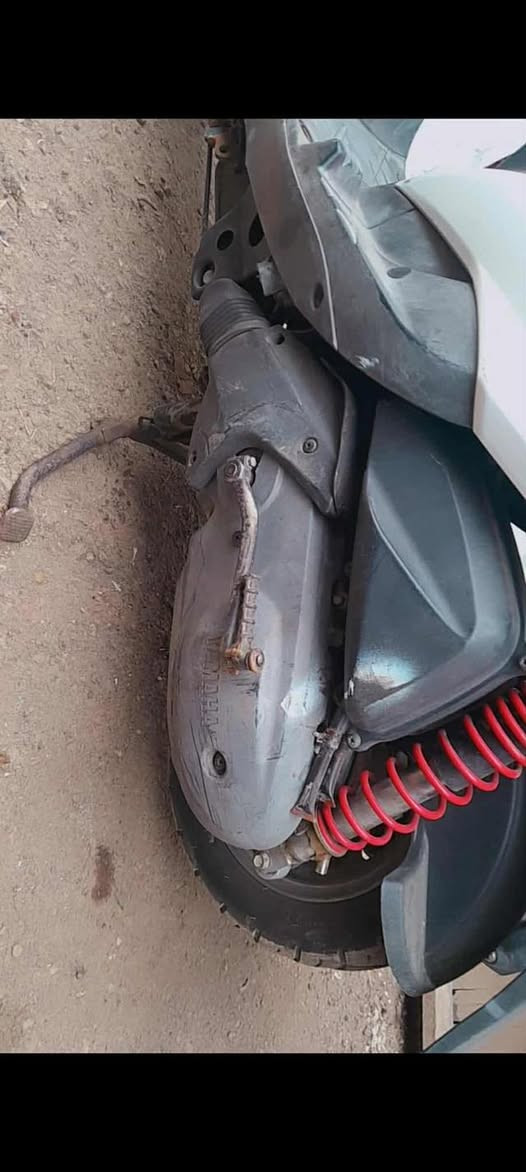 السلام عليكم دراجة ماكس ثعلب 140 للبيع  دراجة كاملة مكملة شلعة معدل  لون ابيض صارلي 9 اشهر منزلهة رمبة بس بيهة صوت بلمحرك. نكرة سلف باي وقت مكاني بغداد الطوبجي للاتصال *********** السعر 450 وبيهة مجال حك الجية  الي معجبة المنشور خل يعبرة لان كلشي اكو بلسوك 👌🏻
