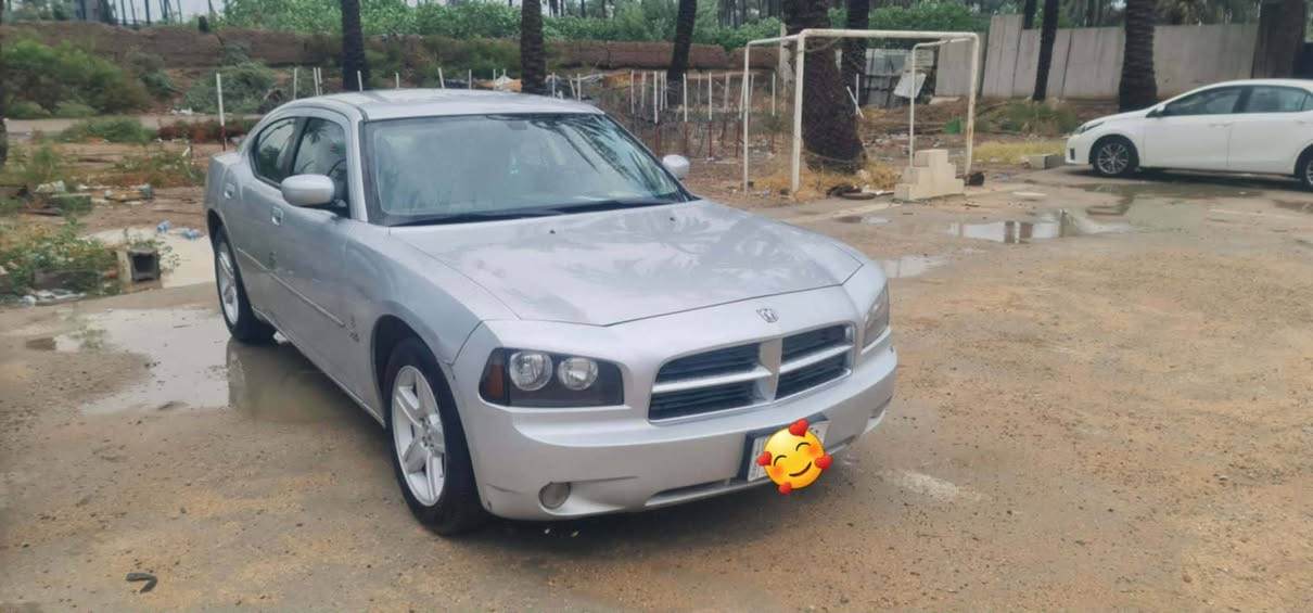 السَلٱمٌ عـَلـْيگمّ-ۈرحـْمّـٌة ٱللـّہ ﯙبُرگـّاتہ 
جارجر موديل 2010 مكفوله 
رقم بغداد نكليزي بسمي تحويل ثاني يوم 
محرك 3500 بلادي 
ممشى السياره 186 حقيقي واقبل للزياده 
مواصفات السياره sxt بدون فتحه السياره
تثبيت سرعه وشاشا قلاب وهيتر بلمري الجانبيه
تدفئه تبريد شرط 
بيها طخه بلجاملغ الخلفي الايمن بلهلال وباقي علـّۓ. نفس وضعه وبيه رش كد شبر نفسه الجاملغ  م̷ـــِْن امريكا باقي السياره مكفوله كفاله عامه من الضربه ولصبغ ولمعجون .ولتبديل. ولسياره مانطيها الا تاخذلها  سوناس وخلاف كلامي اني ادفع فلوس السونارر مكاني بغداد /ابوغريب ودوامي المربع الرئاسي  قرب جسر الطابقين او تقاطع مصفى الدوره
السعر 115 او مراوس بارتي
ولفرق انطيك كل شهر 4اوراق واي ضمان حاضر الضمان محكمه عشاير كنبيالات او تبقه السياره بسم راعيها لحين كمال السداد 
رقم الهاتف: ***********
