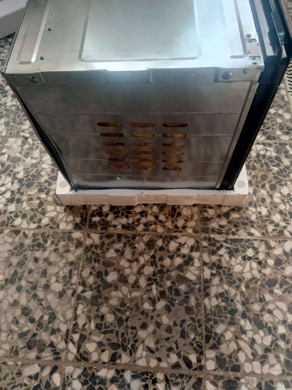 السلام عليكم فرن كهربائي اخذتة قبل كم يوم  350الف مارهم ويا الاكاونتر جديد مامستعمل ابد
اريدة 250الف


**إذا كنت صاحب هذا الإعلان وتريد حذفه لأي سبب، رجاءا أرسل رسالة إلى الدعم الفني**