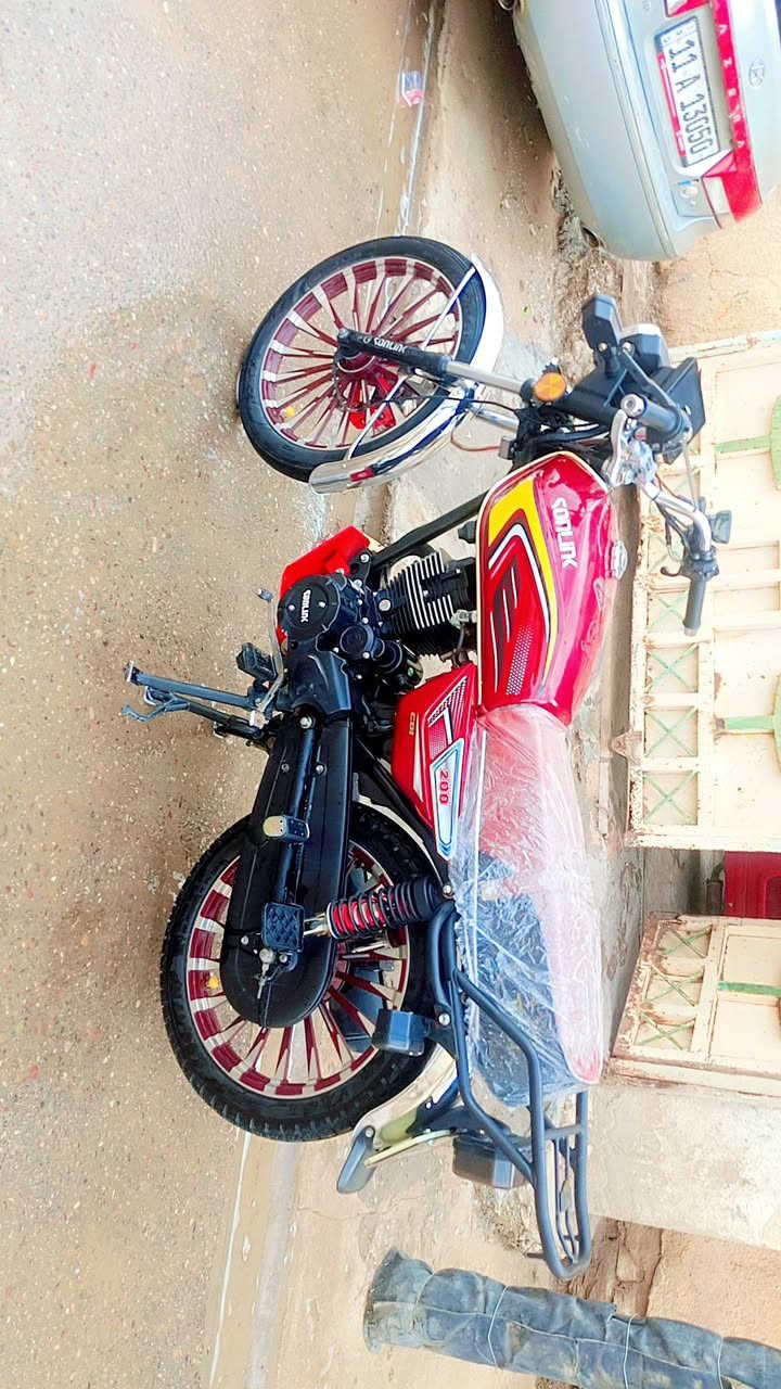 السلام عليكم دراجه للبيع نوع سافان25 دراجه كفاله عامه تشغيل عن بعد مكاني واسط صويره  رقمي***********
