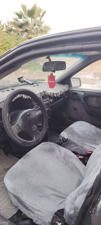 فيكترا • جنط ١٨ • ابيض