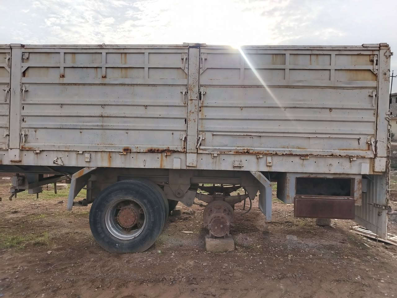 للبيع عربانه 
المكان قضاء تلكيف السعر ٥٥ ورقه وبيها مجال ***********
