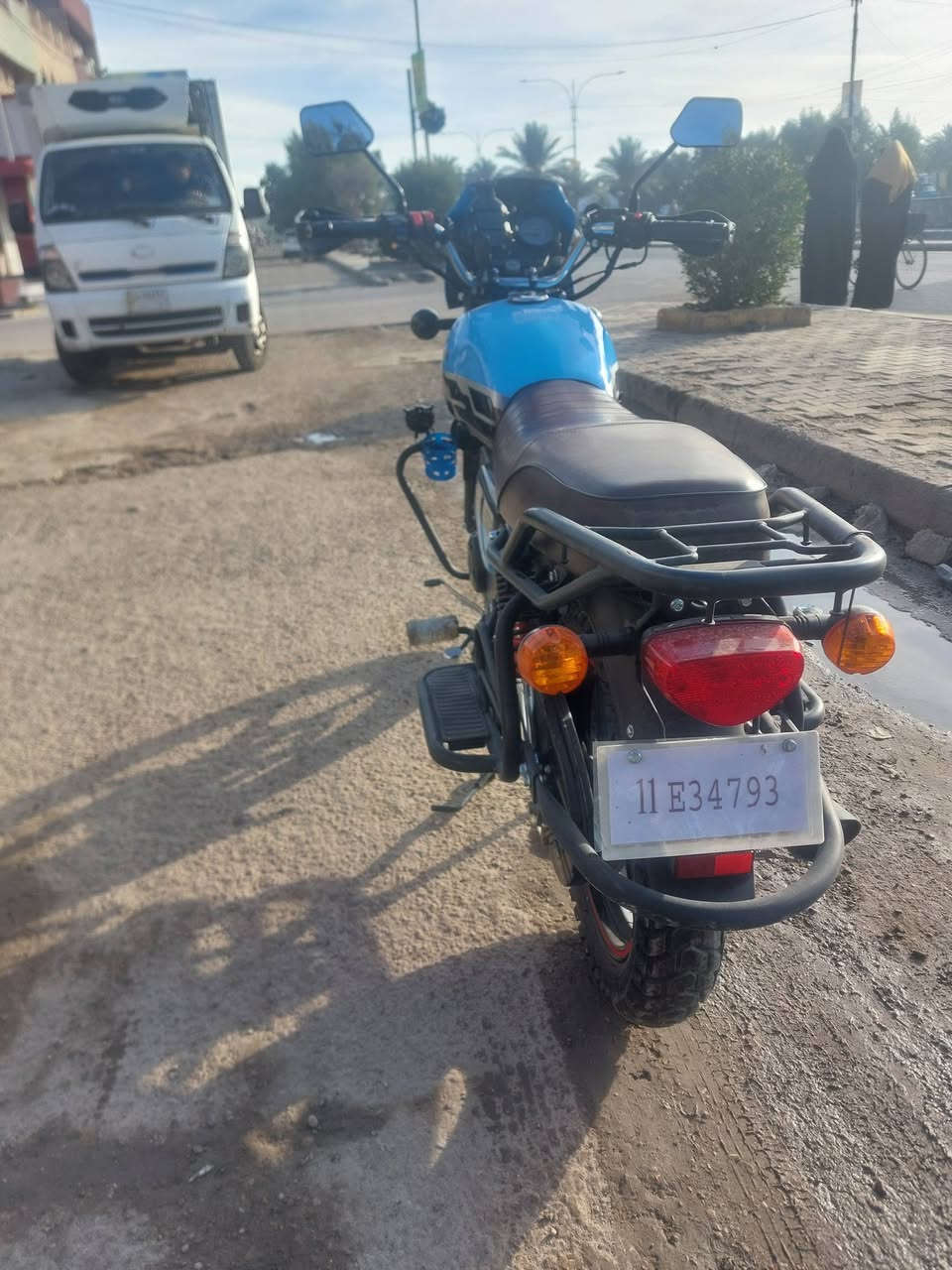 دراجه دايون جبلي ازرك رقم بغداد دراجه نضيفه صار 3 اشهر من منزلهة سعر وساب هاذا رقمي 
***********
