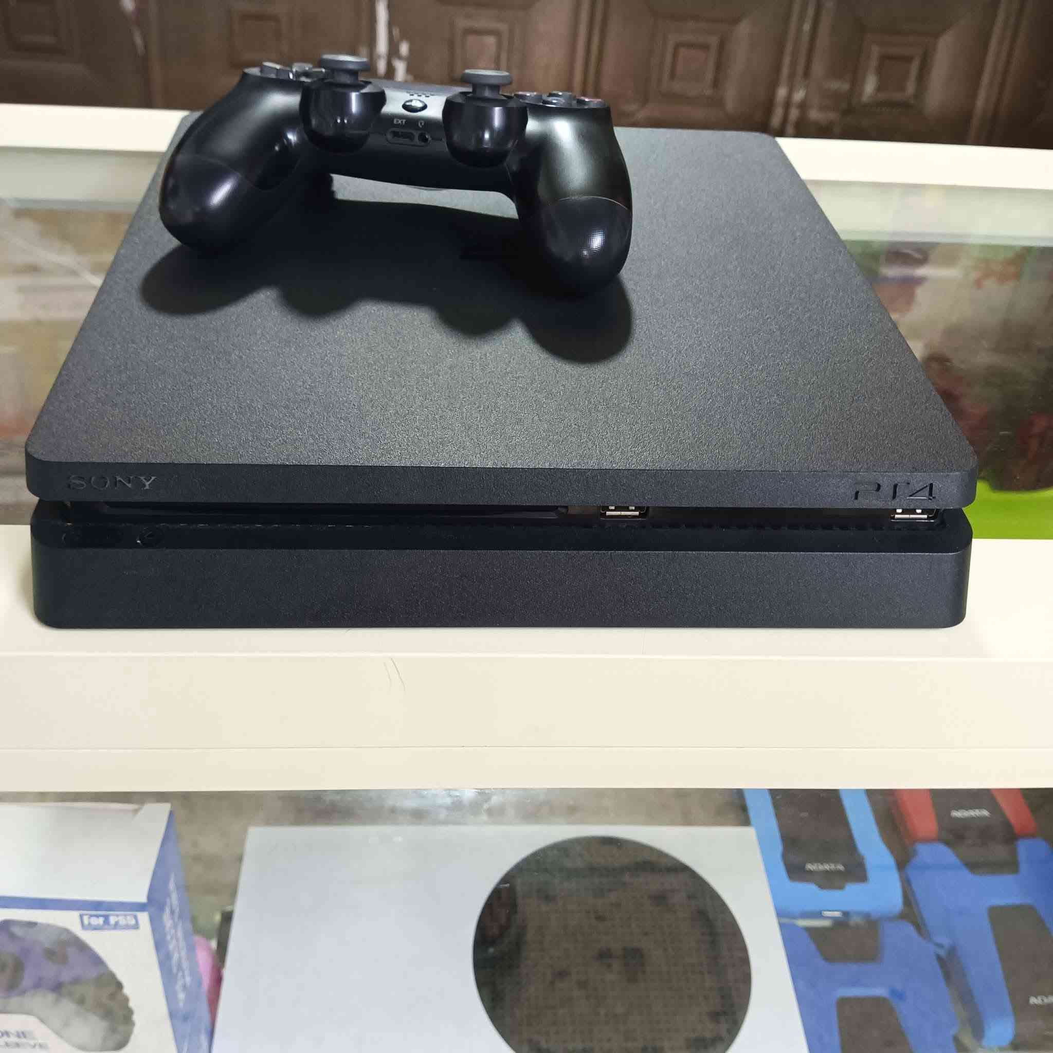 بلي 4 سلم مهكر نظام 12.50 ويا جوستك 1 وكيبلات وكارتونه كامل
لا مفتوح ولا مصلح ذاكره 500 وبي 10 العاب قويه 
العاب الجهاز
بيس 26 الجديده عربيه
انجارتد الرابع عربيه
رزنت ايفل 2 ريميك عربيه
تيكس تو زوجي 
جي تي اي 5 
انسايتد 
لتل نايت مير 3 عربيه
كول اوف ديوتي الحرب العالميه عربيه
ان ذا رود محاكي الشاحنات
ايفل ويست عربيه

مكاني بغداد الحسينيه السوك لاول وتوصيل متوفر شرط الفحص
بلي 4 سلم مهكر نظام 12.50 تهكير قرص مع جوستك 1 وكيبلات وكارتونه كامل وبي 10 العاب قويه لا مفتوح ولا مصلح  لوك ستيكر


**إذا كنت صاحب هذا الإعلان وتريد حذفه لأي سبب، رجاءا أرسل رسالة إلى الدعم الفني**