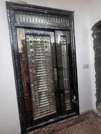 ابواب مستعملة • النجف الغري