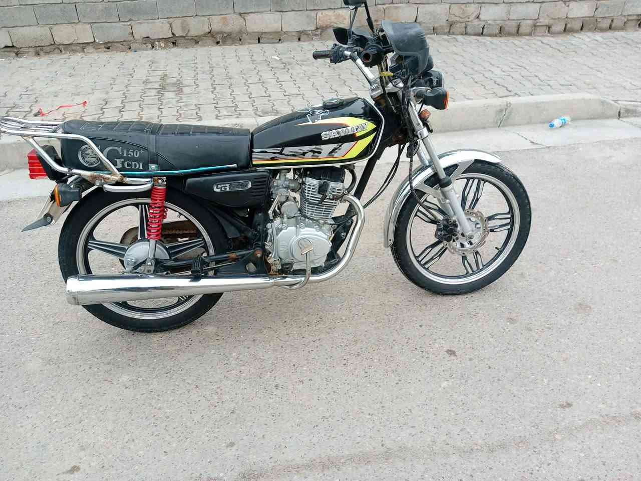 سلام عليكم دراجه للبيع كفاله عامه موديل 21اوراق كامله نكره سلف كهربائيات كله شغال سعره 475وبيه مجال مكاني الطيفيه رقمي ***********وتساب خاص ماكو
