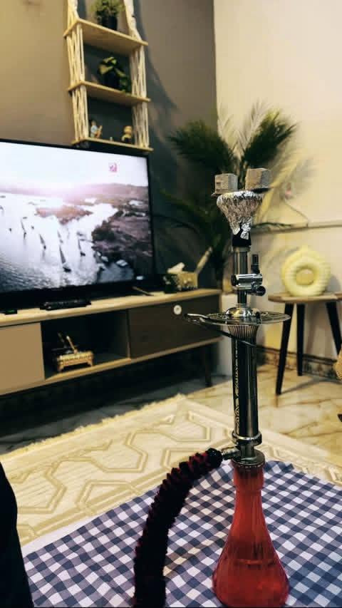 سلام عليكم للبيع نركيله طه حجم وسط ابو نقش اصدار ٢٠٢٦ فول نضافه بعده لوك سعره ١٢٠ وبيه مجال للشراي ***********
