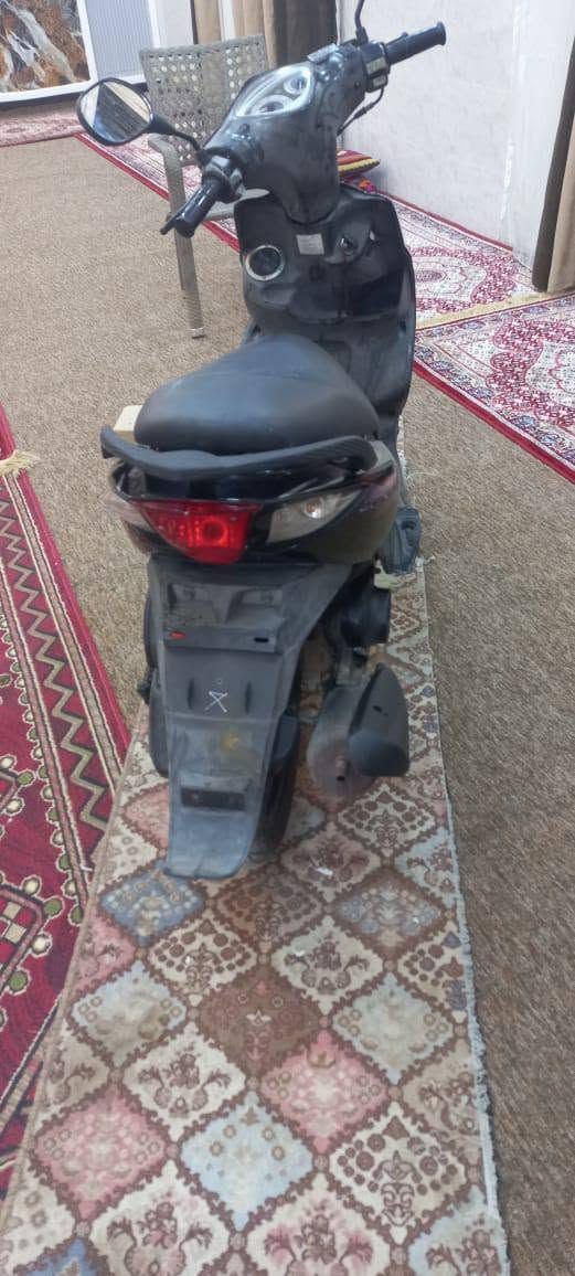 دراجه ماكس مضلع للبيع دراجه حاويه منزله عله يدي دراجه ما مفتوجه نضافه شوفت عينك بيه كلجات رياضي مكاتبه ورقت وكيل بيه ويل رياضي امامي كلشي بيه شغال مختمه كله ختم واحد ويه المكينه التواصل عله واتساب او تصال بل رقم *********** المو شراي لا يتعبني ويتعب روحه السعر خاص مكان دوانيه شافعيه
