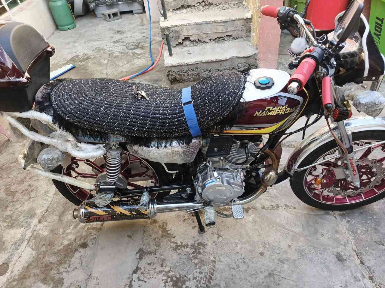 سلام عليكم نامي برو ماكس مصار شهر من ماخذه للبيع رجاء رجاء الي مو شراي ليتصل السوك كلشي بي معه احترامي لجميع 850 وبي مجال قليل وهاذا رقمي *********** المكان جلولاء
