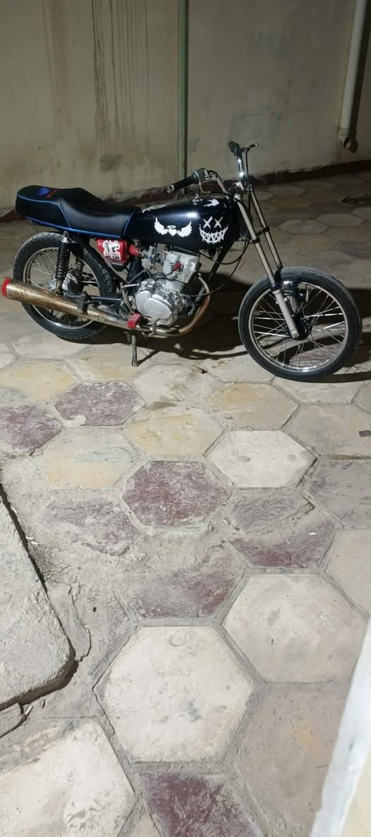 السلام عليكم شباب دراجة نامة للبيع كلك ادوات مفتوحة بستم دراجة نشطة شلعة ومعدل السعر 350اذا عدك استفسار خاص واني بخدمة الشراي مكاني ناصريه غراف (مكلف بل نشر )


**إذا كنت صاحب هذا الإعلان وتريد حذفه لأي سبب، رجاءا أرسل رسالة إلى الدعم الفني**