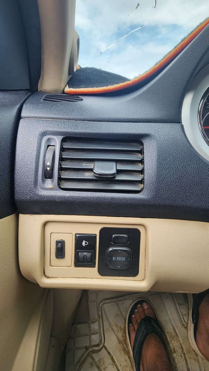 تفاصيل داخل صوره او للبيع
