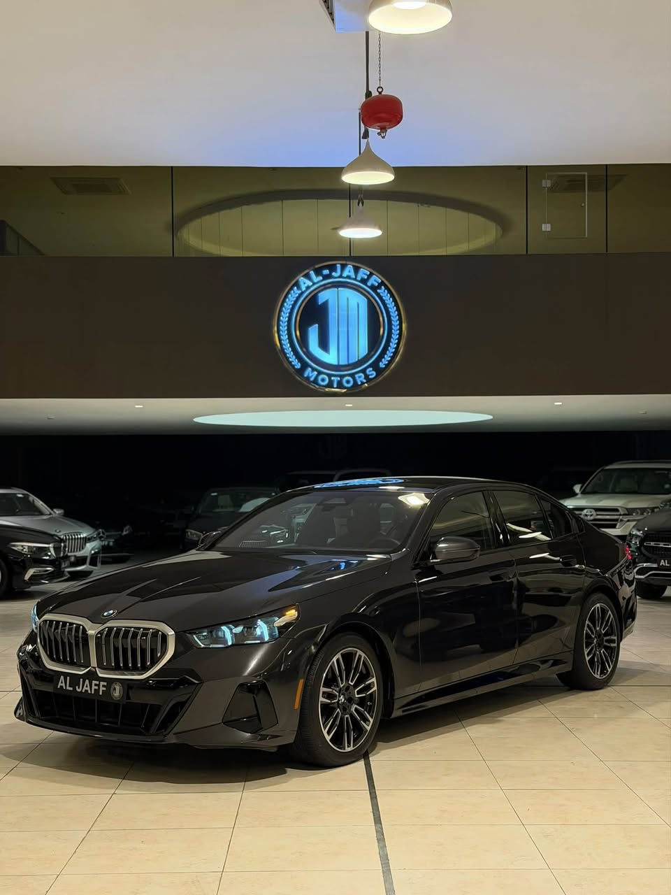 السلام عليكم 
سعر جدا مناسب🔥🔥
للبيع BMW 530i M package 
موديل 2026 ماشيه 7 الف فقط🎁
🚨بصمتين شركة وياها
فول مواصفات 
كامرات 360 درجه وسقف بانوراما وداتا شو وداخل جوزي بلادي وكشنات جلد تدفئه وتبريد وكهرباء وخزن ورادارات وحساسات وبصمات وصندوك كهرباء وسماعات هارمان كاردون وبعد كلش هوايه مواصفات 
السياره وارد امريكي بيها شبر صبغ ومكانين صغار بارد بدون دواخل او ايرباك وگير ومكينه بشرط ورقم الشاصي بالصور

السعر : 510$ ورقه
للاستفسار :  *********** كاوه جمال
العنوان : السليمانية المعارض الجديده معرض (الجاف)
