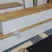 ترابيزة تلفزيون • بني وأبيض • ٢م