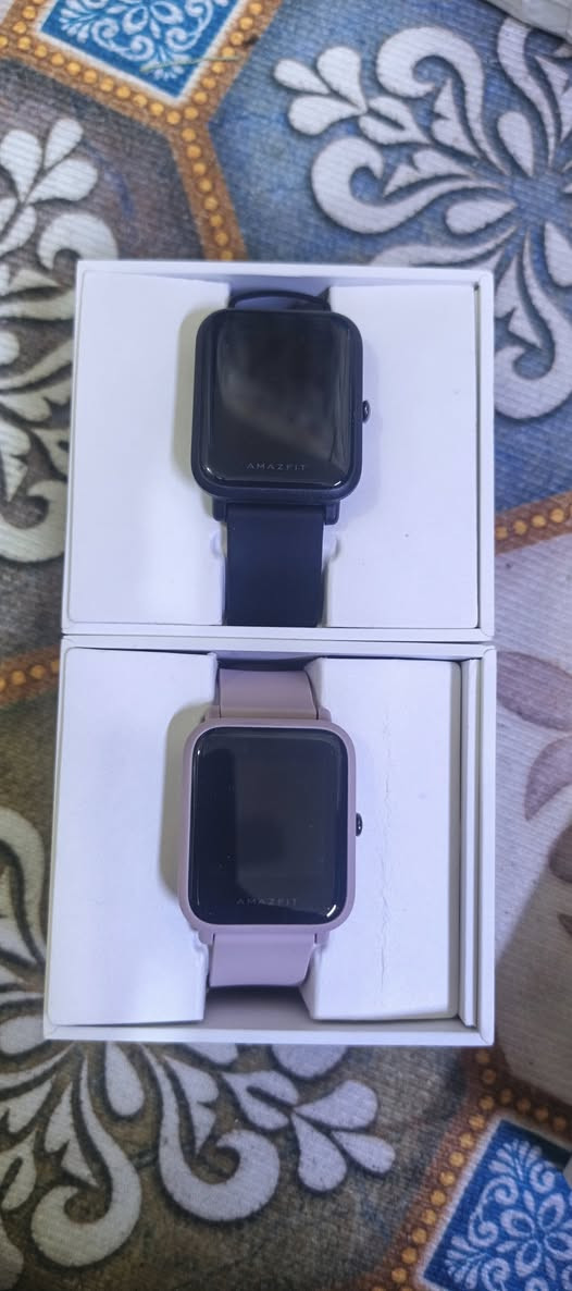 ساعات امازفيت
طافيات كامل الملحقات خلي سعر وبلعافيه
يوجد توصيل


**إذا كنت صاحب هذا الإعلان وتريد حذفه لأي سبب، رجاءا أرسل رسالة إلى الدعم الفني**