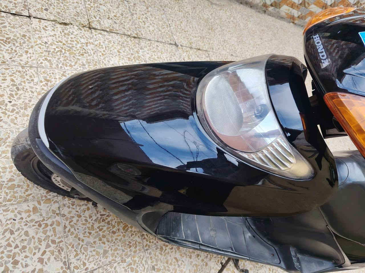 السلام عليكم سبيسي ياباني للبيع 
دراجه خيرمن الله دراجه كفالة دراجه على وضع الشركه 
تخم تاير جديد كهربائيات جديده على وضع الشركه 
رقمي هذا وما ارد على الخاص ***********
