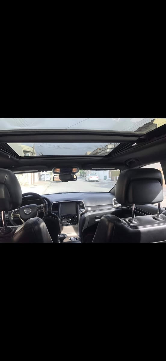 سلام عليكم

جيب 2014 لمتد فول 

جنطه كهرباء 

حساسات خلفيه 

بصمه 

شاشه كبيره 

تبريد شاشه 

دفع رباعي 4*4

كشنات جلد + تبريد + تدفئة 

كشن سايق خزن

فتحة بانوراما

فول تحكم ستيرن 

مثبت سرعه 

لايت زنون + عدسه

كشنات امامي كهربائي 

كامره خلفيه 

ماشيه 136 الف مايل 

فول بعد بيه هواي موصفات 

مكينه بشرط كير كذالك 

مناقصه برغي 

رقم اربيل بسمي 
 
 سيارا كلين بس بي تعديل بارد  جاملاغ امامي بگد أربع أصابع  فقط 

مكان كركوك

السعر 240 ورقه وبيه مجال 

*********** غير متواجد على الفيس فقط اتصال ☎️
