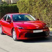 كامري هايبرد • ٢٠٢٥ • ماشي ٢٠٠٠