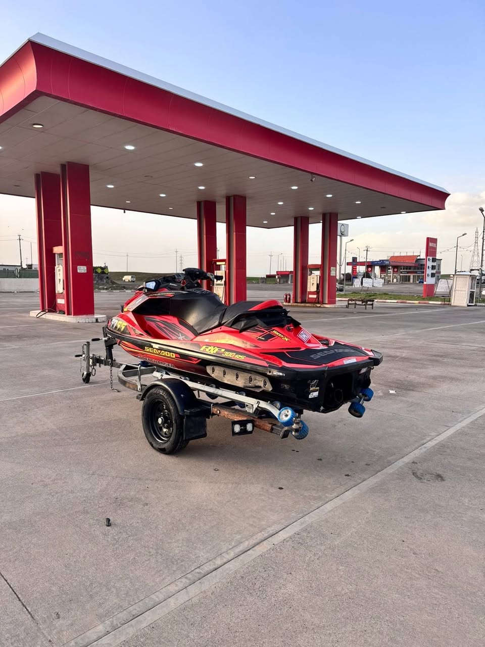 للبيع 
سيدوو ٢٦٠ 
رقم موبايل 
***********
