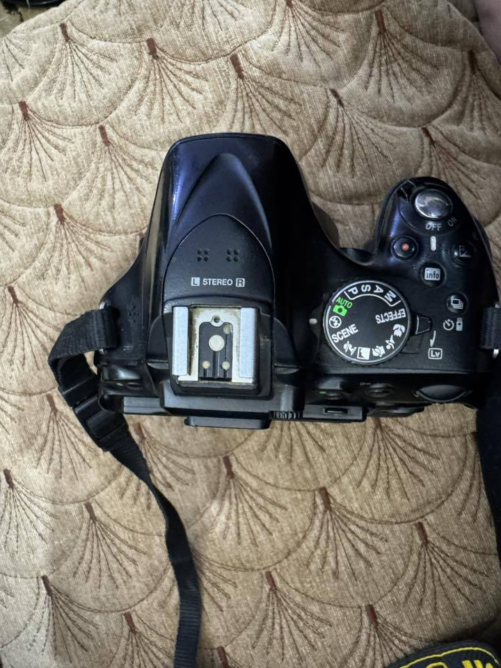 السلام عليكم كامرا نيكون للبيع
5200 كامره   سعر 350 وبهي مجال 

 الي يريدها يتصل عل رقم 

***********
