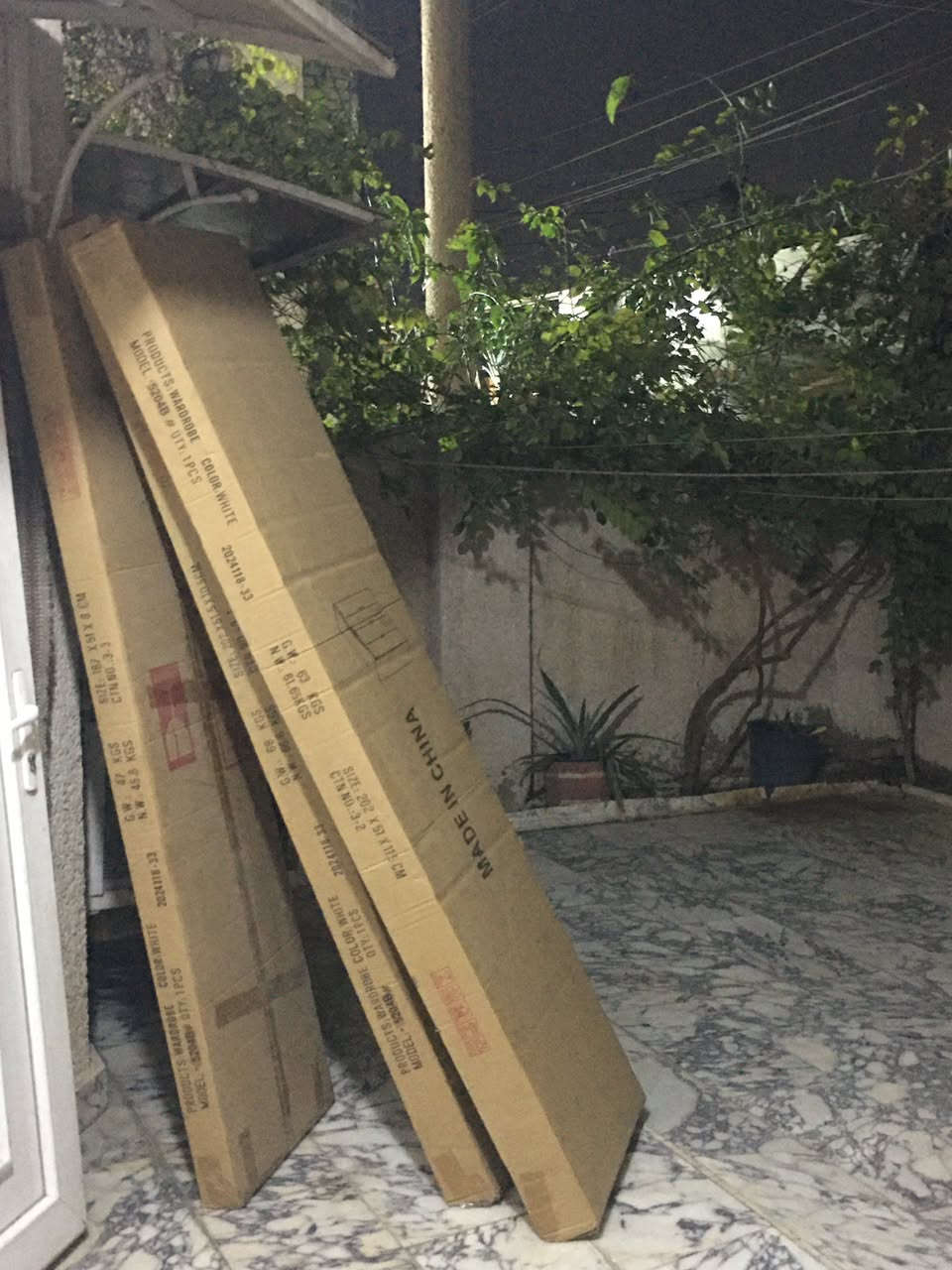 السلام عليكم
هذا الكنتور البارحه طلبته من بيج  ب ٣٠٠ و اليوم وصلني والله ما مستخدم و لا حاطه بيه شي ، اني طلبت كنتور معين و دزولي غيره من حچيت وياهم مقبلو يبدلون و يگولون صوچكم ما تأكدتوا و سلمتهم ل الله و أريد ابيعه لان ابد ميلوگ وي غرفتي
العرض ٢٠٠
ارتفاع ٢١٠
عمق ٥٥


**إذا كنت صاحب هذا الإعلان وتريد حذفه لأي سبب، رجاءا أرسل رسالة إلى الدعم الفني**