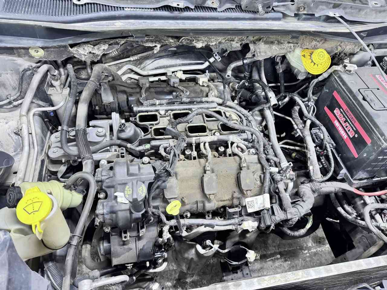 تم بحمد الله إنجاز عمل جديد في محلات الوافي لصيانة السيارات الأمريكية 🔧🇺🇸
تمت صيانة سيارة دوج كرفان موديل 2015 وذلك من خلال:
 • تبديل محرك حجم 3.600 أمريكي وارد تفصيخ نظيف جداً.
 • تبديل رادياتر الماء.
 • تبديل واشرات الصالنصه 
 • إجراء إدامة وفحص كامل لجميع التفاصيل.

وبفضل الله تم تجهيز السيارة تجهيزاً كاملاً وصحيحاً وتسليمها إلى صاحبها وهي في أفضل حال.

حياكم الله وأهلاً وسهلاً بكم في:
محلات الوافي لصيانة السيارات الأمريكية

📍 الفرع الأول: بغداد – حي الجامعة – نفق الشرطة.
📍 الفرع الثاني: بغداد – سرية الغزالية باتجاه أبو غريب يساراً قرب سيطرة السونار والتبادل.

📞 للتواصل:
***********

نسأل الله أن يحفظكم ويبارك بأعمالكم ويرزق الجميع من الح
