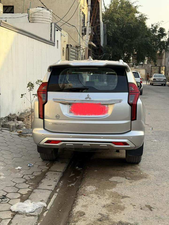 باجيرو سبورت موديل 20 كامل مواصفات رقم اربيل الماني السعر 230 مكاني نجف الاتصال ***********
