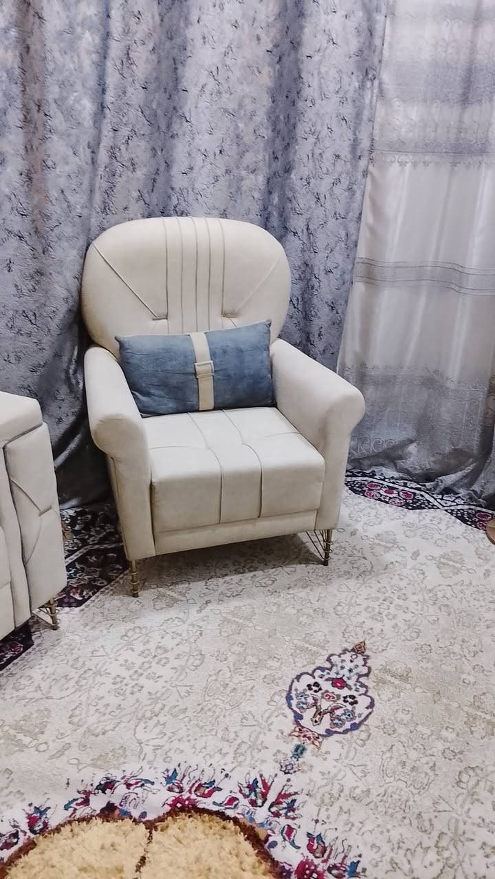 تخم عشر مقاعد وكوشات للبيع  اي ضرر مابي مكان كربلاء حي السلام السعر 500مع مجال


**إذا كنت صاحب هذا الإعلان وتريد حذفه لأي سبب، رجاءا أرسل رسالة إلى الدعم الفني**