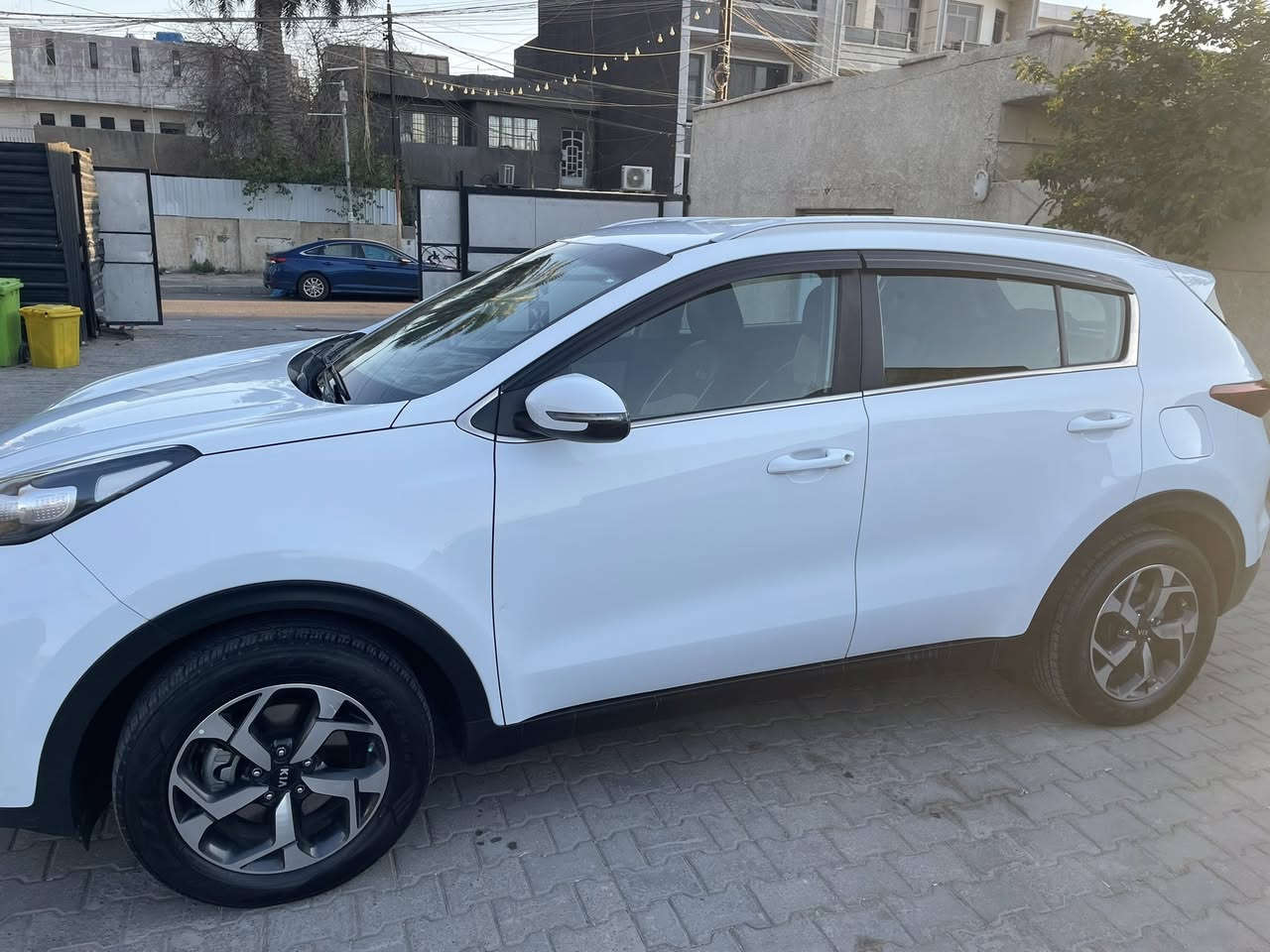 السلام عليكم اخوان كيا سبورتج موديل 2019 شكل 20 مكفوله رقم أربيل تحويل وكاله اني حاضر المواصفات بيسك ماشية 84 الف السعر 192 وبيها مجال ***********
