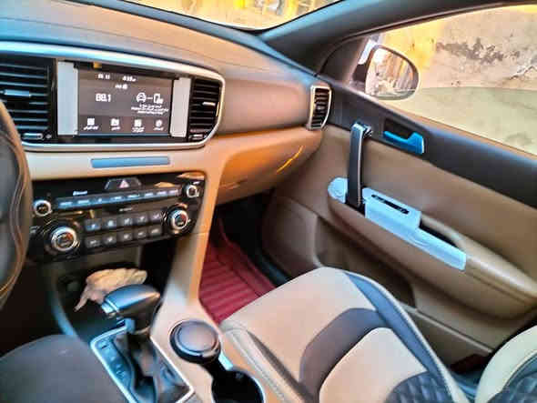 سلام عليكم. اسبورتج خليجي ٢٠٢٠ ابيض ثلجي  جيتي لاين بسمي كفالة عدة رصعة ماشية ٣٦ مدوشمة كراسي وأرضية وتجي وشوف السعر ٢٢٠ ورقة رقم بغداد
الاستفسار رقم التلفيون ***********
