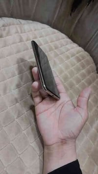 ياالله اكس ماكس البيع مراوس ذاكره 256 بطاريه 77  فقط بس ضهر مكسور ومغل...