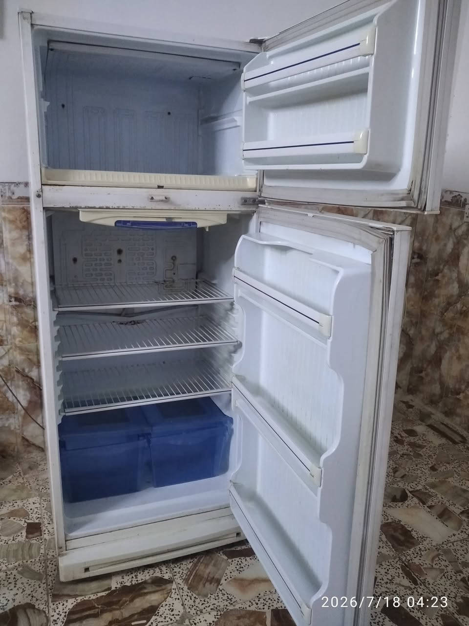 ثلاجه كونكورد حجم كبير مادخل تصليح قفل الشركة سعر 160  المكان حله سياحي اتصال ***********
