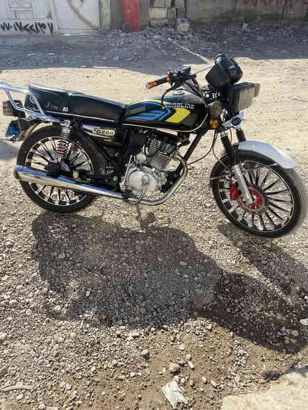 بسبب الوعود الكاذبه دراجه سيفان25(مكينه مكفوله)اوراق كامله دراجه خير من الله شغل وطلع. بس الشاشه عاطله ولباقي كله مكفول كير مكينه 775وبيهه مجال مكاني بغداد ***********
