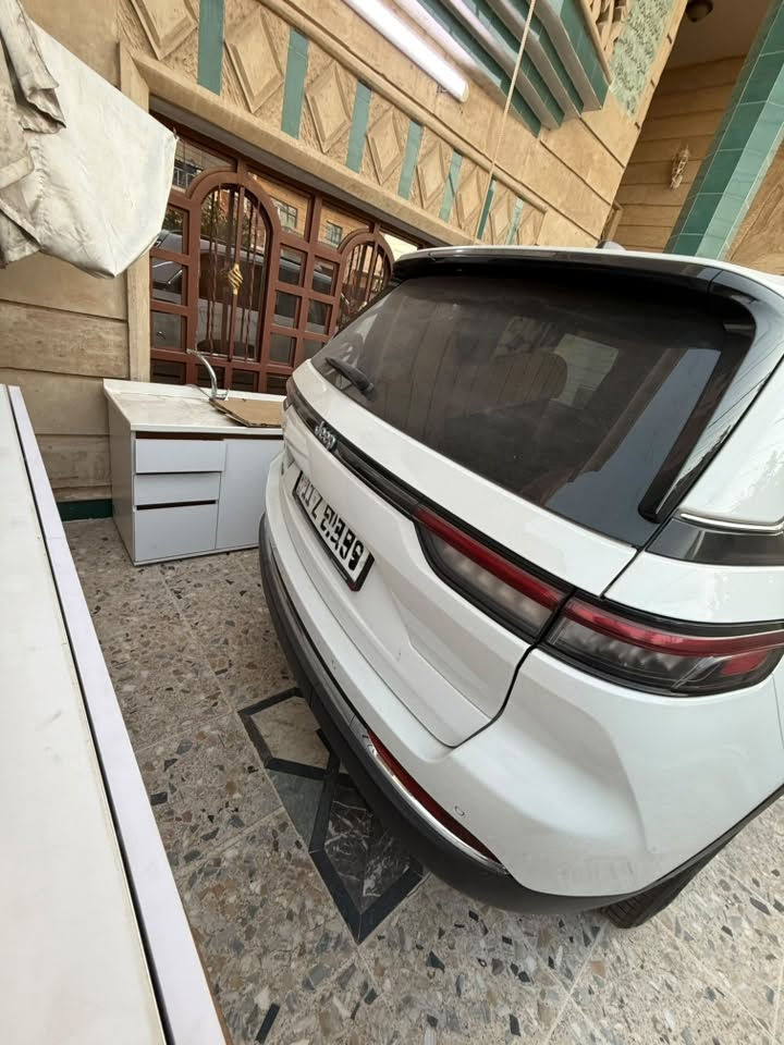 ‎جيب كراند شيروكي
4XE 2024 وارد امريكي
‏2.0L Turbo

‏‎حجم المكينه : 2000  تيربو + هايبرد + بلك ان 
‎المسافة المقطوعة : 40 الف ميل
🔴كير و محرك كفالة 
🔴 بدون  ايرباك 
🔴 بدون حادث طخطتين خفيفات 
بالبنيد و بالباب خلف السائق و معدلات و مصبوغات على كدهن و السونار موجود 

1. رقم بغداد تحويل مباشر 
2. بصمة تشغيل و ابواب 
3. بانوراما طكتين 
4. شاشة كبيرة 
5. تشغيل عن بعد و نظام ترحيب عند الاقتراب 
6. كشنات جلد 
7. كشنات كهرباء و تدفئة بالكشنات و الستيرن
8. كرسي السايق وضعيات و ميموري 
9. الصندوق كهرباء 
10. رادار 
11. خمس وضعيات قيادة 
12. كير ماوس 
13. لايتات لد و بك لايد لد 
14. و بعد مواصفات الجيب اللمتدد

السعر : 305 $  ( ٣ شدات و ٥ ورقات  ) 
‎تفاصيل اكثر هذا رقمي ***********
