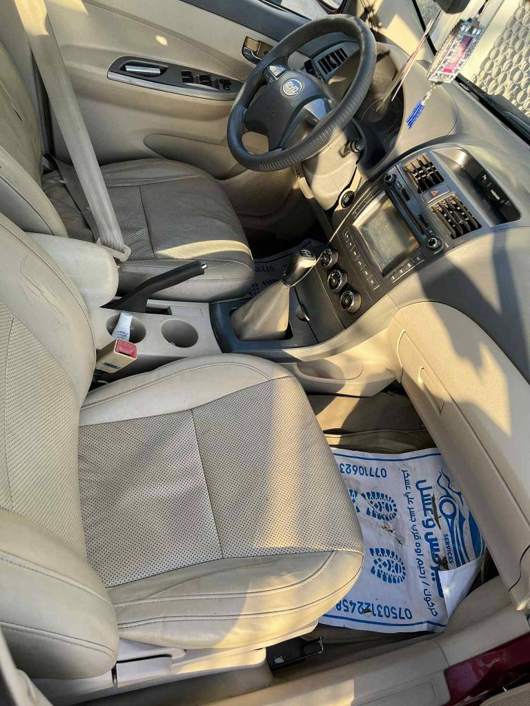 موديل 2014
فقط باب سايق صبغ 
فول موصفات بس كير عادي كفاله عامه من الكير و محرك و تخم صدر و الخ....
رقم اربيل و سنويه جديد لغايه 2030
شرط تحويل و غرامة 
بطاقه بنزين 
*********** كركوك, العراق
