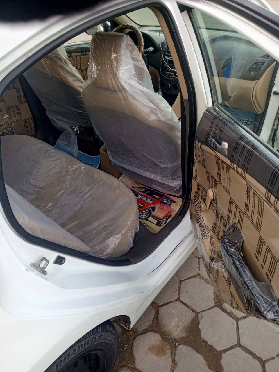 يالله السلام عليكم
اكسنت مديل 2012 سياره صبغ عام سبب ضربه بلجاملغ الخلفي سياره نضيفه مرتبه كامله سعر 75 
مكان النجف الاشرف قضاء المشخاب مامتواجد علفيس  فقط علرقم ***********
