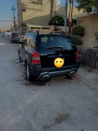 توسان ٢٠٠٩  مقدس خليجي  بيه صبغ بنيد اثر جراد بدون دواخل بدون ضربه مكف...