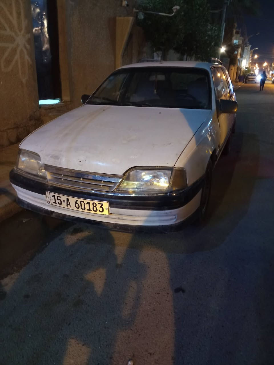 سلام عليكم اوبل اوميكا ستيشن للبيع موديل 93بسمي للاستفسار ***********
