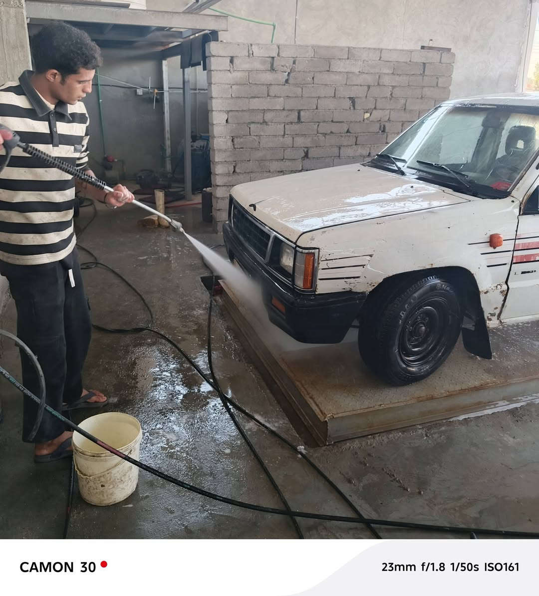 بيكم مستوبشي مديل 93 كير جديد اوتماتيك ونجي 4 بستم تخم تاير جديد مكينه بيه تبخير قليل السعر 32 وبيه مجال
***********
