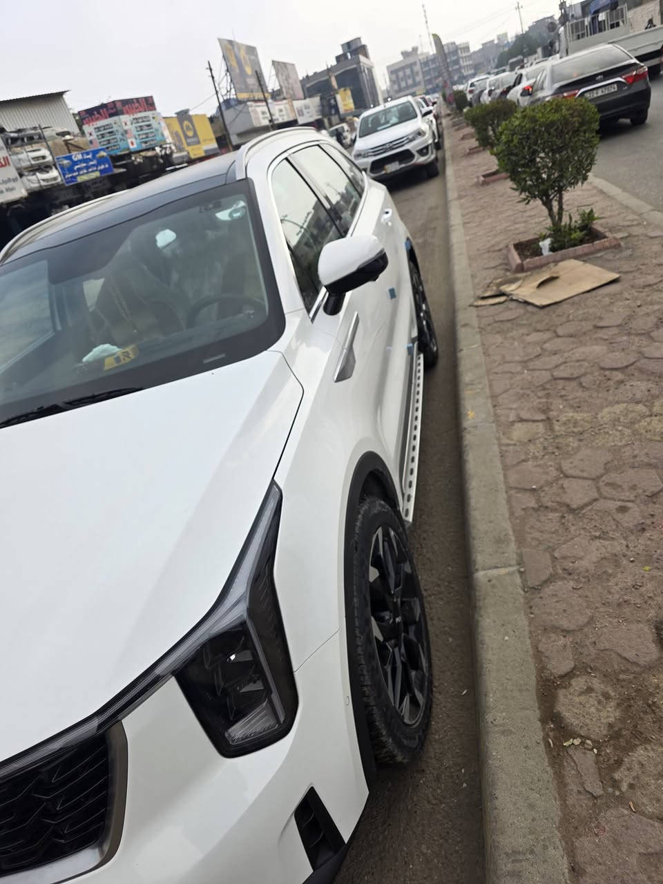 كيا سورنتو موديل 2025 رقم اربيل بأسمي سنويه فول مواصفات واحد على واحد 
كير مواس بنراما كشنات جلد ويل 20 
كشنات كهرباء جلد تدفئة تبريد 
اربع كامرات صندوق كهرباء 
دوسات خارجيه بلاديه أوتو هولد سايد بريك بصمه شفتات ستيرن حساس مطر حساس امامي خلفي تشغيل عن بعد سته سلندر توفق ذاتي ماشيه 5000 سعر 370 $ قفل 
***********
