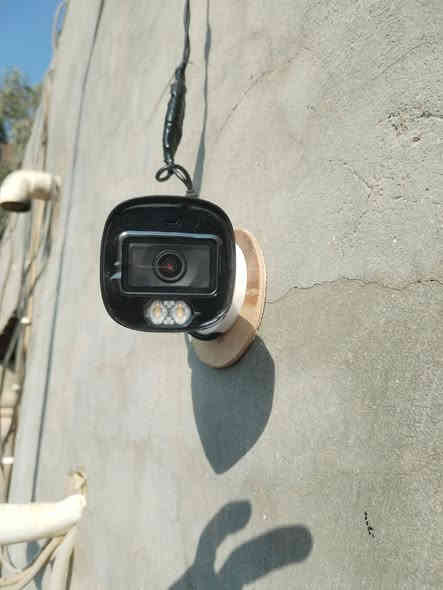 جانب من صيانة كامرات مراقبه اليوم
 تبديل جهاز DVR ابو 4 بجهاز DVR اخر 8 كامرات
وتركيب 7 كامرات حسب طلب الزبون
وتزويدها بكيبلات ب 7 كامرات 2 ميكا ويكبلات اصلي نحاس
ايضا وبطارية UBS تتحمل 7 كامرات + جهاز الكامرات +نانو الانترنت والراوتر تشتغل من 2 ساعات الى 3 ساعات وتزويد جهاز الكامرات المراقبه بالإنترنت للمراقبه عن بعد من خلال الهاتف
للتنصيب او لصيانة الكامرات الاتصال على الرقم ***********
ومن الله التوفيق ♥️
