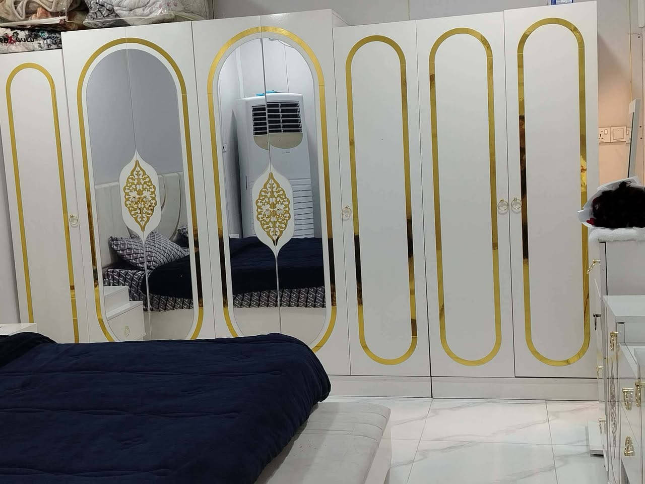 اللبيع غرف نوم مستعمل قليل ***********
