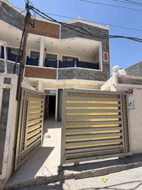 يتوفر بيت للإيجار في منطقه المكاسب يحتوي على 3 غرف نوم واستقبال ومطبخ ...