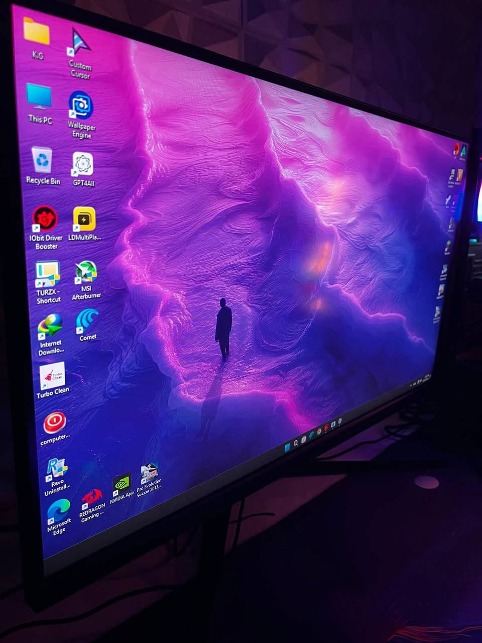 السلام عليكم علاكه مال شاشات للبيع باسعار مناسبه ومقدماً الاسعار قفل 🔐🌝
اول وحده MONITOR MSI 
24inch 
165 inch 
IPS 
1MS 
125 الف 🔐

الثانيه VIEW SINC منحنيه 

144hz  
24inch 
Carved 
1MS 
125 الف 🔐 

الثالثه DELL 
22 inch 
100 hz 
1Ms 
Ips 

100 🔐

الثالثه  سامسونك 
144inch 
1Ms 
24 inch 
ستاند متحرك 
125 🔐

الرابعه KTC 2K 
27inch 
2K 
200Hz 
Ips 
1MS 
سعره 225 الف 🔐

الخامسه DELL 
22 inch 
60 hz 
 ترهم ثانويه 
سعره 
50 🔐 

الثالثه 
Gigabytes منحنيه 
27 inch 
180 Hz 
CARVED 
1MS 
 سعره 150 🔐

ذني صورهن وكاتب كل وحده جواه اسمه وفوك الموصفات سعر قفل رجاءاً 
موجود توصيل ✅


**إذا كنت صاحب هذا الإعلان وتريد حذفه لأي سبب، رجاءا أرسل رسالة إلى الدعم الفني**