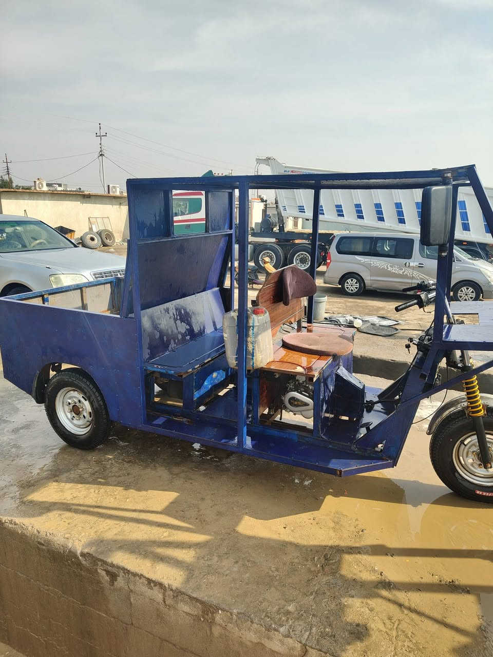 السلام عليكم.. للبيع ستوته صنع عراقي من الطول للطول وكلشي جديد محرك جديد اكسل جديد دبلات جديد تايرات جديد ضفيره كلشي جديد الحديد قوي وجديد للعلم يعني الشاصي تفصال مو مال ستوته .. السعر مليون 500 وبيها مجال حك الجيه
العنوان البصرة أبي الخصيب ليحب يتصل واتساب موجود هذا الرقم
 ***********
الستوته أدوات
