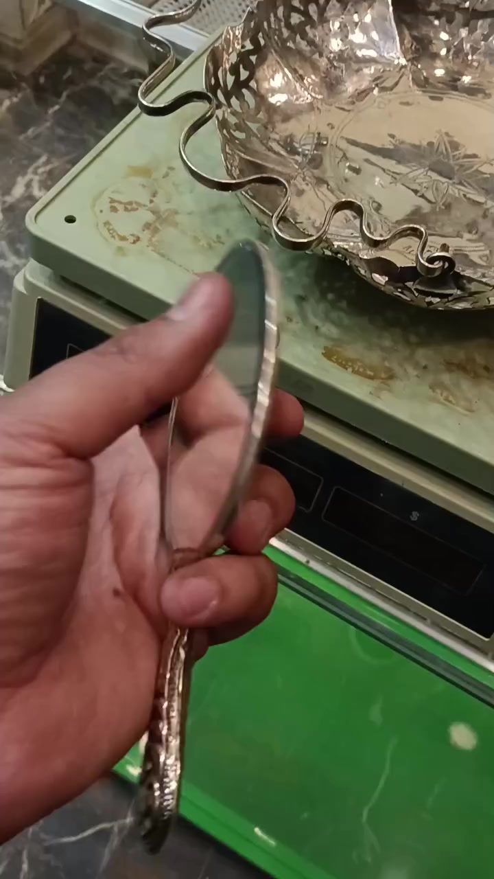 تحف فضيه بيع وشراء الفضيات


**إذا كنت صاحب هذا الإعلان وتريد حذفه لأي سبب، رجاءا أرسل رسالة إلى الدعم الفني**