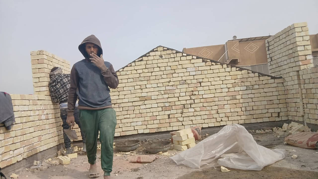 السلام عليكم كيفك بناء مصري شغل درجه اولى اسعار مناسبه لجميع لرقم التلفون***********
