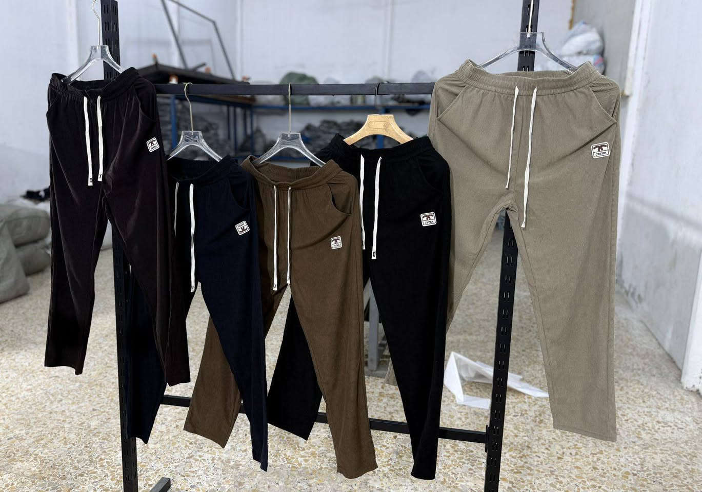 زبائن الكرام اتوفرت موديلات جنن 
بجايم قديفه صيفي جمله مفرد موجود 
داخل محلات ازياء علي الطيب
اب انسب الاسعار موجود


**إذا كنت صاحب هذا الإعلان وتريد حذفه لأي سبب، رجاءا أرسل رسالة إلى الدعم الفني**