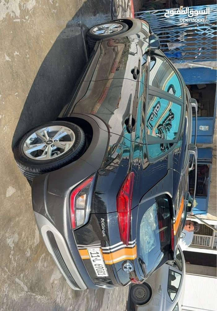 كونا وارد امريكي موديل 22 حادثهه باب السائق فقط والسونار مرفق مع الصور ماشيه 24 الف مكينه 2000 
بصمه
شاشه كبيره كار بلي
رادار
اوتو ستوب
وباقي المواصفات 
بدون فتحه وبدون جلد
كلش نضيفه السياره رقم بغداد انگليزي
 السعر 155           ***********
